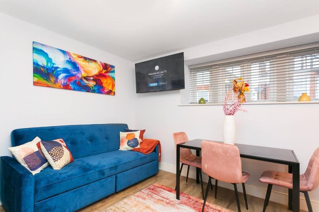 Apartment Awesome 1 Bedroom Flat In *